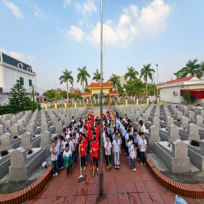 LIÊN ĐỘI TRƯỜNG TIỂU HỌC THANH TÙNG TỔ CHỨC HOẠT ĐỘNG TRẢI NGHIỆM GIÁO DỤC TRUYỀN THỐNG 